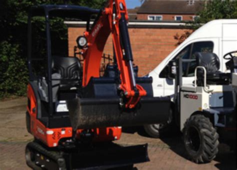 mini digger and driver hire barnsley|GBD Plant Ltd.